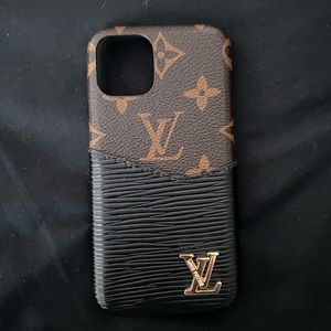 iPhone 11 Pro “Louis Vuitton” case w card holder